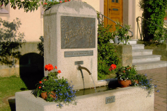 ohrenb-brunnen-1-1920x2560-1